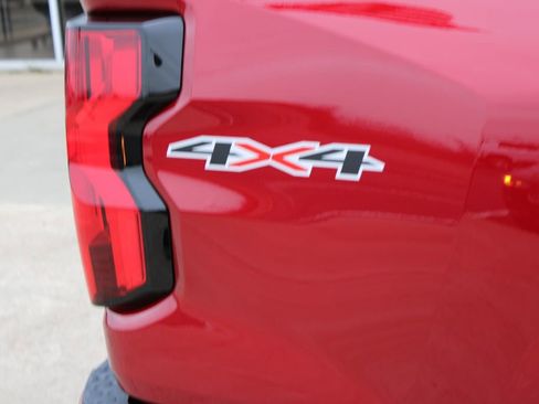 New 2026 Chevrolet Colorado LT image 12