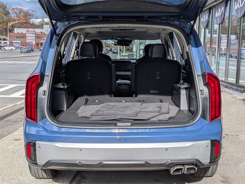 Used 2023 Kia Telluride S w/ S Sunroof Package image 7