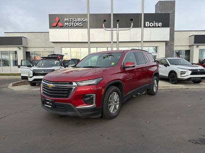 Used 2023 Chevrolet Traverse LT