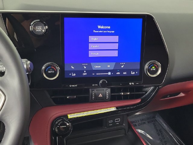 Used 2024 Lexus NX 250 FWD w/ Towing Package (2000 Lbs) image 28