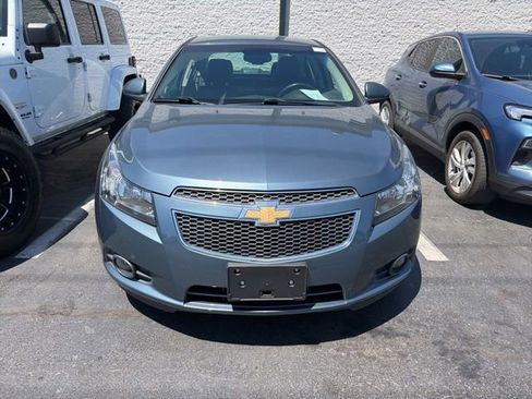 Used 2012 Chevrolet Cruze LTZ FWD image 2