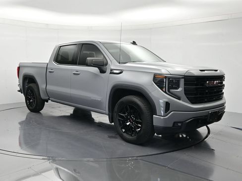 Certified 2024 GMC Sierra 1500 Elevation RWD image 3