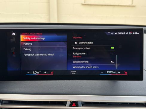 Used 2022 BMW iX xDrive50 w/ Sport Package AWD/4WD image 30