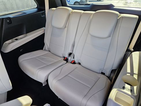 Certified 2025 Mercedes-Benz GLS 450 GLS 450 image 30