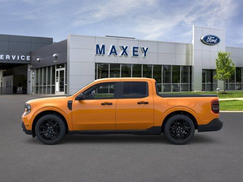 New 2026 Ford Maverick XLT AWD/4WD image 3