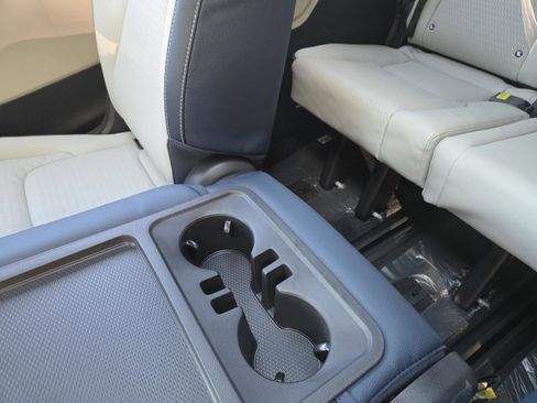 New 2026 Kia Carnival SX Prestige FWD image 11