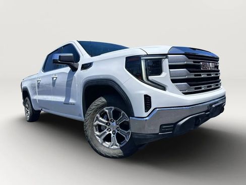 Used 2023 GMC Sierra 1500 SLE AWD/4WD image 7
