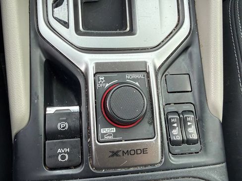 Used 2023 Subaru Forester Premium AWD/4WD image 28