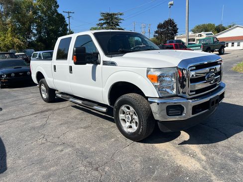 Used 2016 Ford F250 XLT image 3