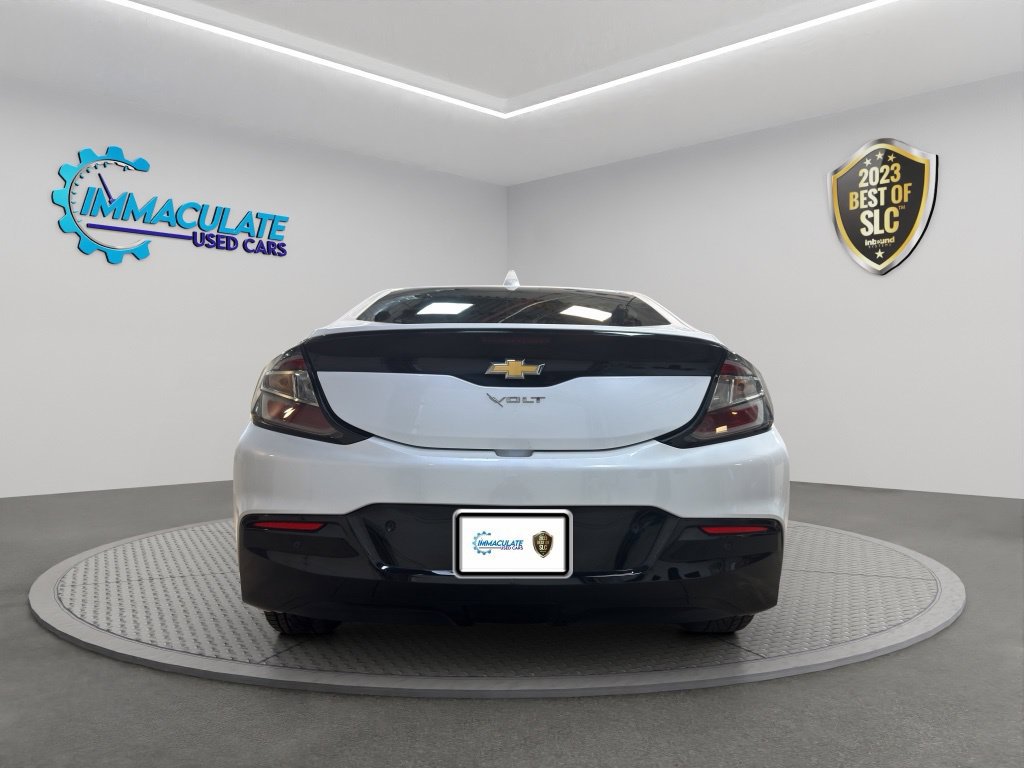 Used 2017 Chevrolet Volt Premier w/ Driver Confidence II Package FWD image 6