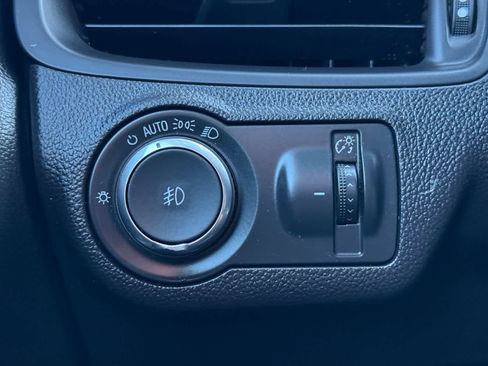 Used 2020 Buick Envision Essence image 20