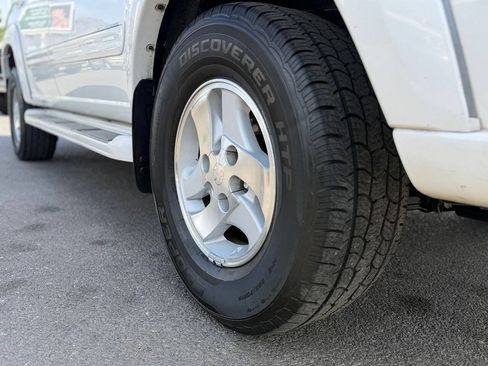 Used 2002 Toyota Sequoia Limited AWD/4WD image 15