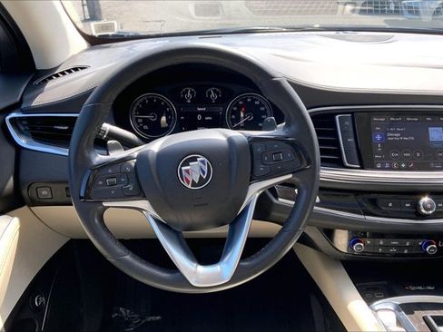 Used 2023 Buick Enclave Essence w/ Experience Buick Package AWD/4WD image 4