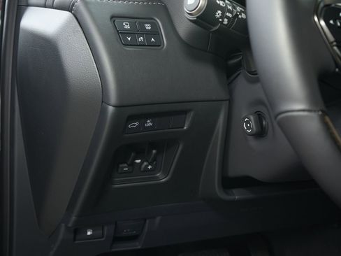Used 2026 Lexus LX 700h Ultra Luxury AWD/4WD image 30