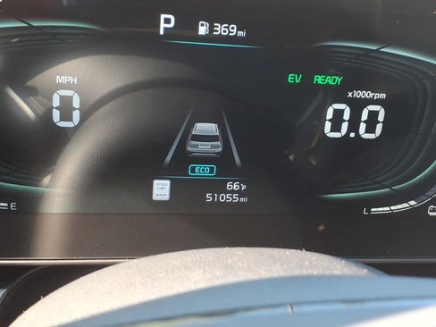 Used 2023 Kia Niro EX FWD image 25
