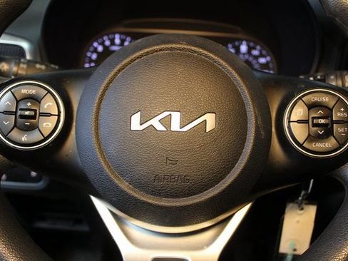 Used 2022 Kia Soul LX w/ Technology Package FWD image 18