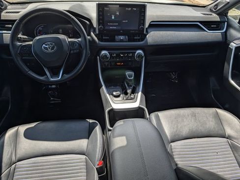 Used 2022 Toyota RAV4 XSE AWD/4WD image 10