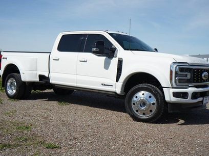 Used 2025 Ford F450 Platinum w/ Camper Package