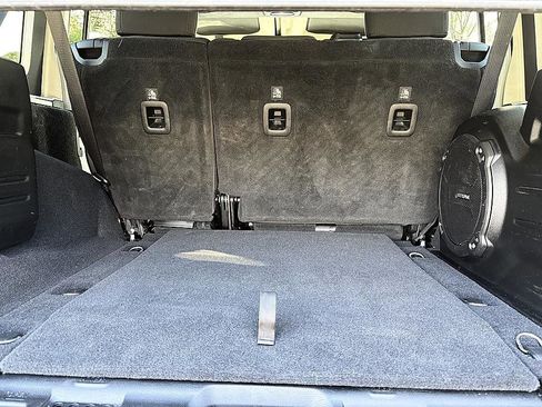 Used 2018 Jeep Wrangler Unlimited Rubicon image 11