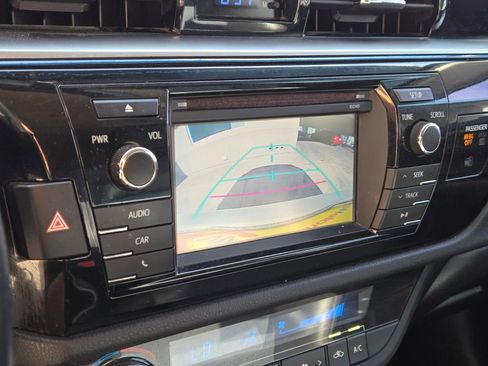 Used 2014 Toyota Corolla S FWD image 25