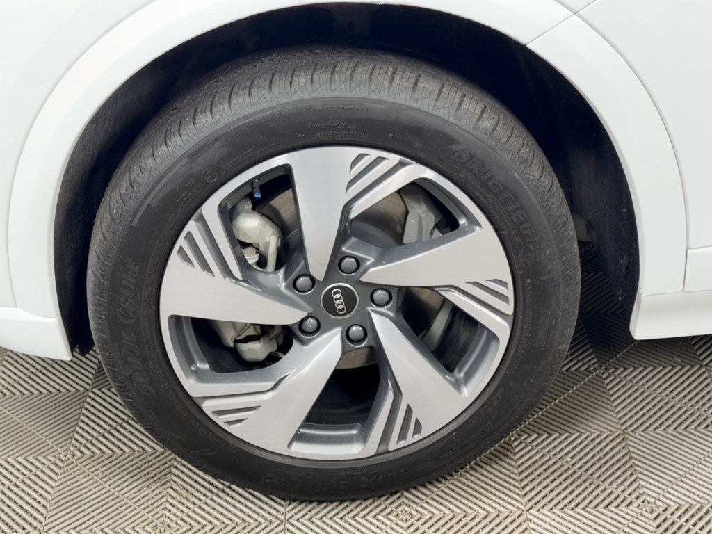 Certified 2025 Audi Q6 e-tron Premium Plus w/ Premium Plus AWD/4WD image 13
