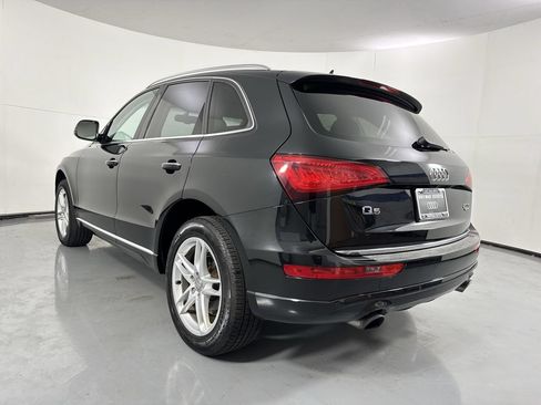 Used 2017 Audi Q5 2.0T Premium Plus w/ Technology Package AWD/4WD image 30