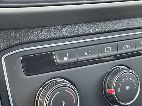 Used 2023 Kia Seltos EX image 55