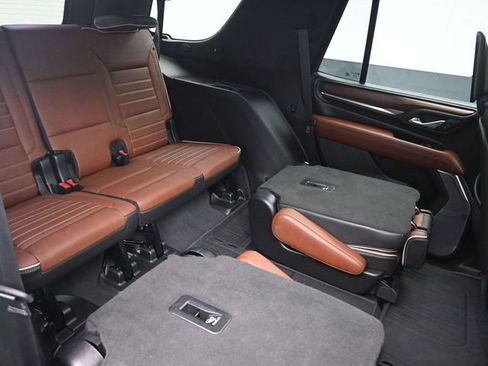 Used 2023 GMC Yukon Denali Ultimate image 28