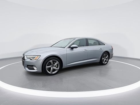 Used 2024 Audi A6 Premium Plus image 5