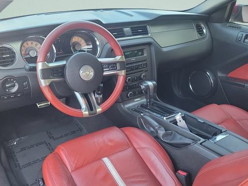 Used 2010 Ford Mustang GT Premium RWD image 10