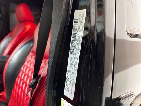 Used 2015 Jeep Wrangler Unlimited Rubicon image 79