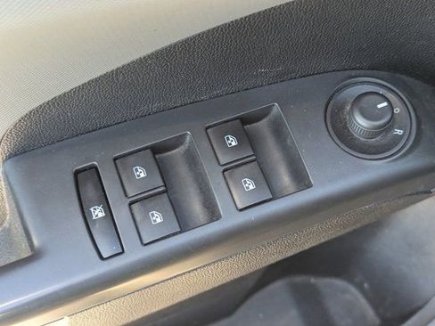 Used 2015 Chevrolet Sonic LTZ image 25