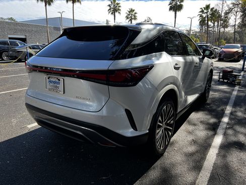 Certified 2025 Lexus RX 350 Premium Plus image 9