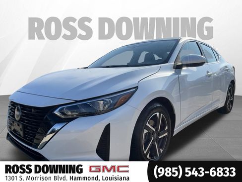 Used 2024 Nissan Sentra SV FWD image 1