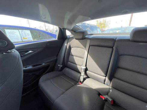 Used 2023 Chevrolet Malibu LT image 40