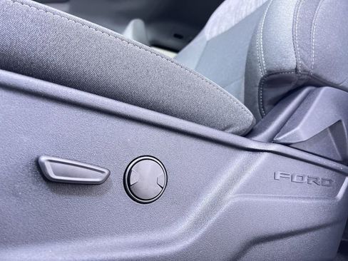 New 2026 Ford F250 XLT w/ XLT Premium Package image 12