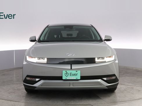 Used 2024 Hyundai Ioniq 5 SEL image 3