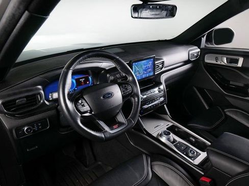 Used 2022 Ford Explorer ST w/ Equipment Group 401A image 3