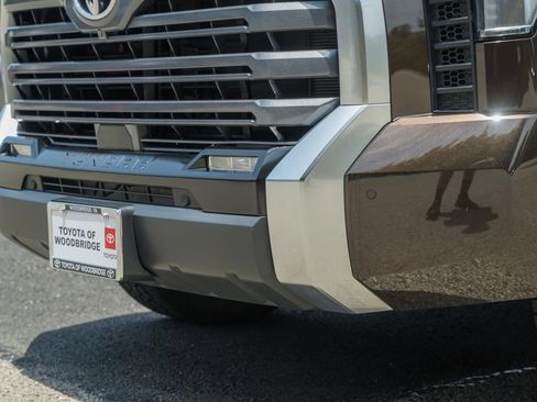 Used 2023 Toyota Tundra Limited AWD/4WD image 15