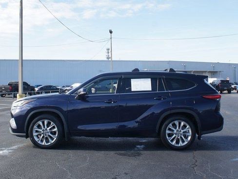 Used 2021 Toyota Highlander Limited image 13