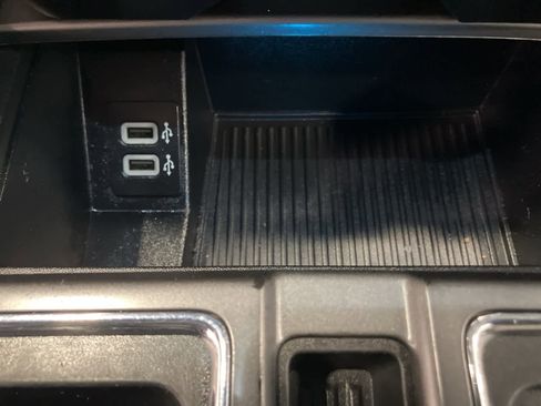 Used 2020 Ford F150 XLT w/ Equipment Group 302A Luxury image 18