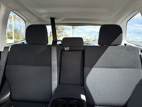 Used 2018 Subaru Forester 2.5i Premium w/ All-Weather Package image 15