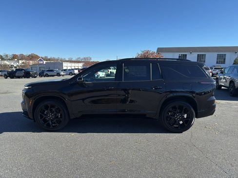 New 2026 Chevrolet Traverse RS image 3