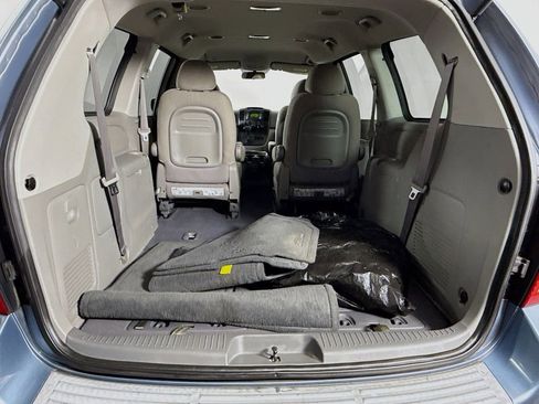 Used 2011 Kia Sedona LX FWD image 20