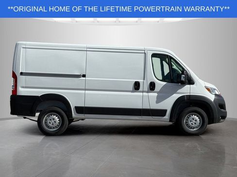 New 2025 RAM ProMaster 1500 w/ Premium Convenience Group FWD image 8