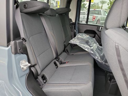 New 2026 Jeep Gladiator Willys AWD/4WD image 20