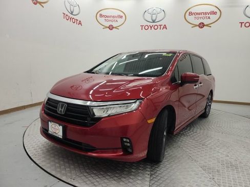 Used 2022 Honda Odyssey Touring image 2