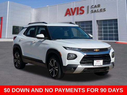 Used 2023 Chevrolet TrailBlazer LT w/ Convenience Package AWD/4WD image 3
