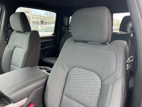 New 2026 RAM 1500 Big Horn AWD/4WD image 12