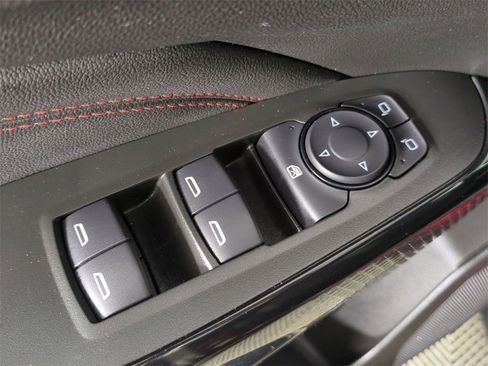 Certified 2024 Chevrolet Trax RS w/ Driver Confidence Package image 22